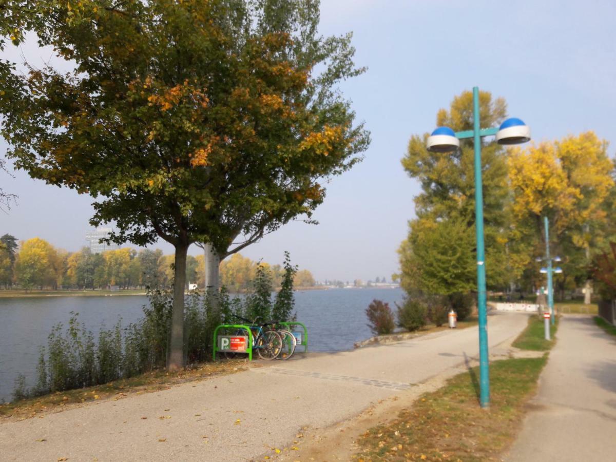 Bungalow At Lake Alte Donau Vienne Extérieur photo